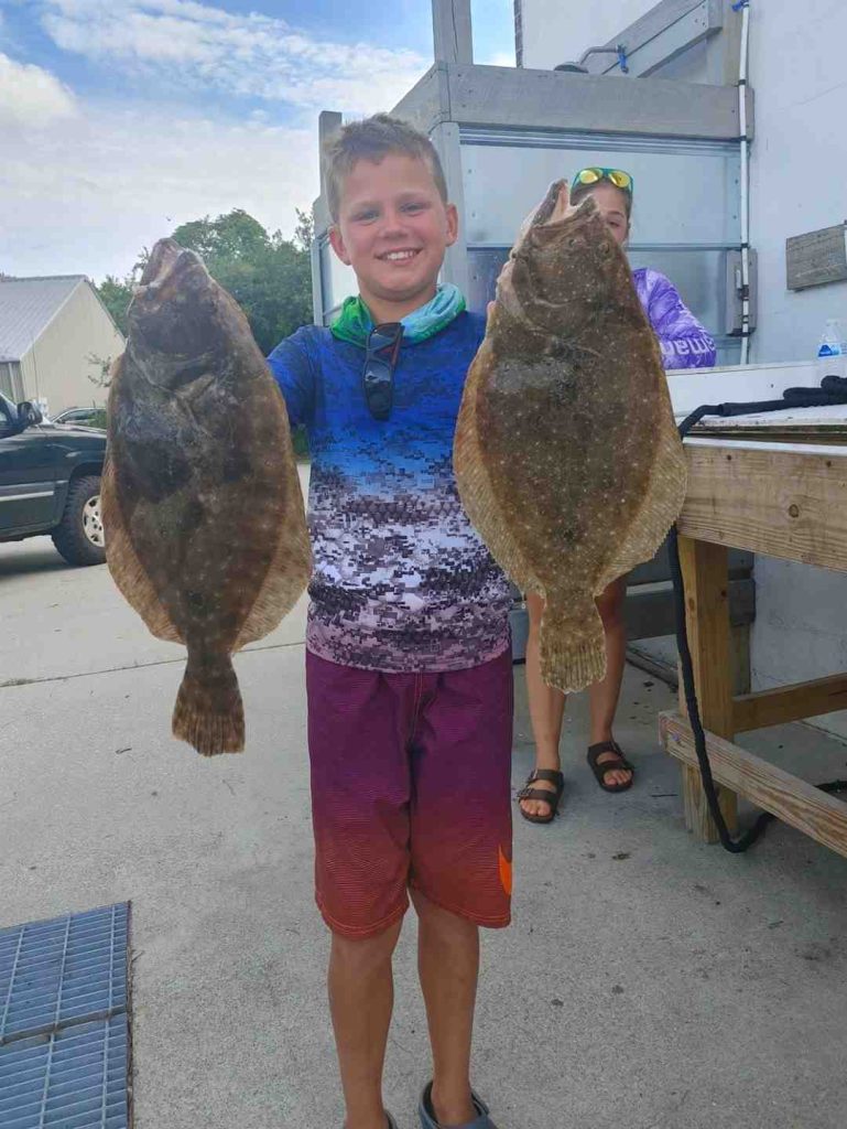 Mass Image Compressor Compressed this image. https://sourceforge.net/projects/icompress/ with Quality:25